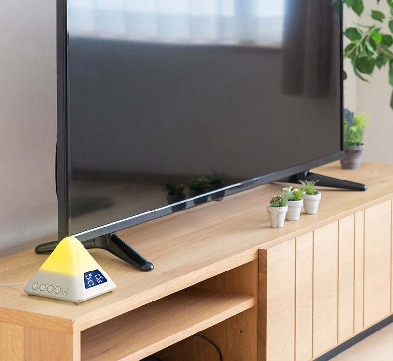 テレビ横に置いた使用シーン