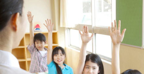小学生シーン